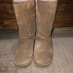 Bear paw boots